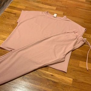 Fashion nova women set